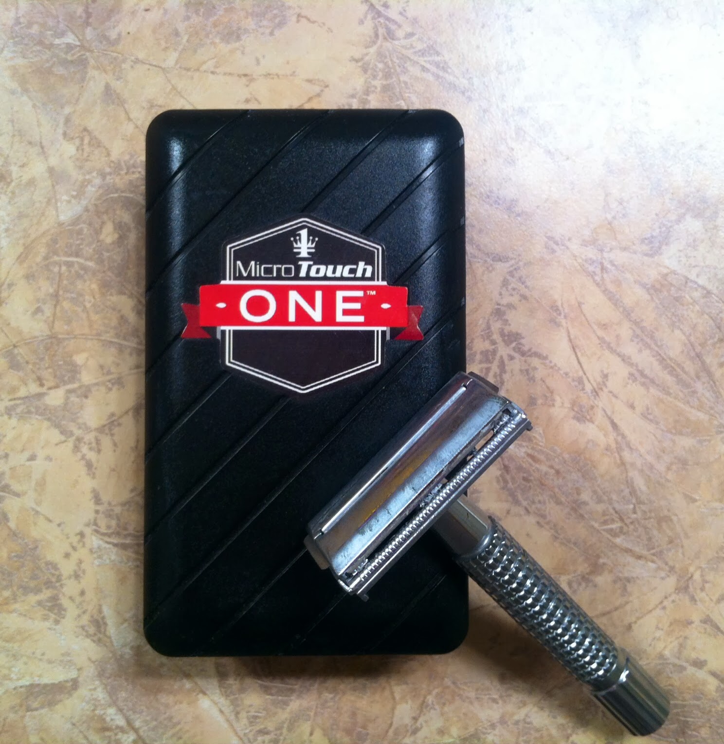 Contemporary Grisette: MicroTouch ONE Razor - product review