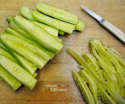 Easy and Delicious Appetizer: Dill Cucumber Dip Recipe - www.sweetlittleonesblog.com Easy and Delicious Appetizer: Dill Cucumber Dip Recipe - www.sweetlittleonesblog.com