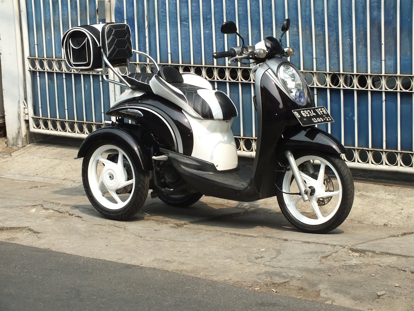 Modifikasi JOK MOTOR