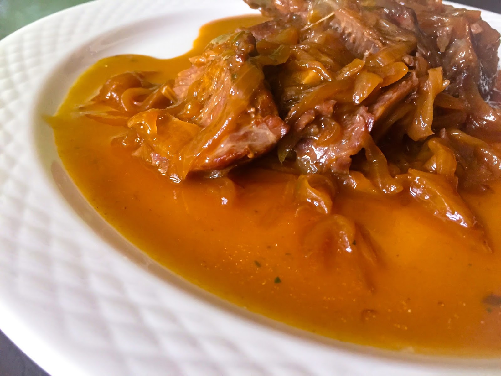 La Fabrique Gourmande Boeuf Braisé Aux Oignons et Jus de Viande