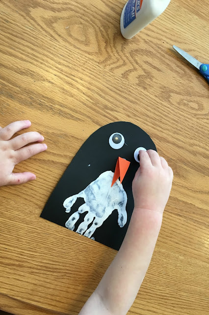 Toddler Approved!: Handprint Penguin Craft
