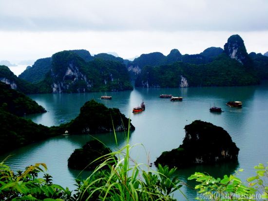 Teluk Ha Long, Vietnam - 7 Keajaiban Dunia Baru