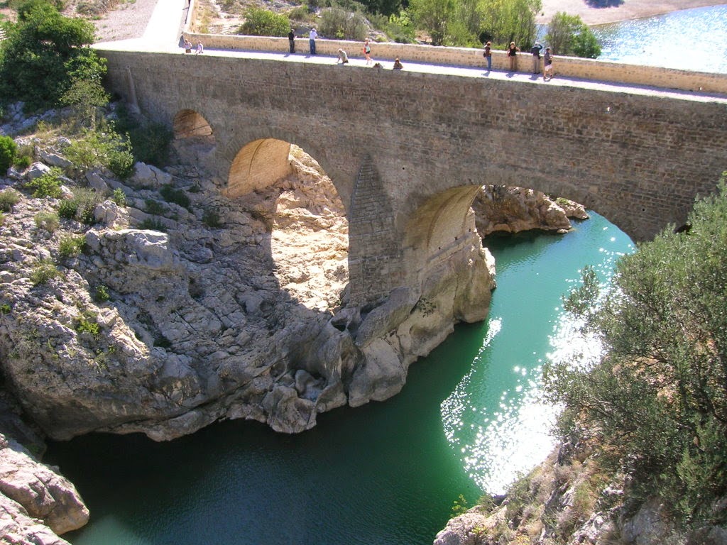 MidiPyrénées LanguedocRoussillon, une région SaintJeandeFos, le Pont du Diable, les
