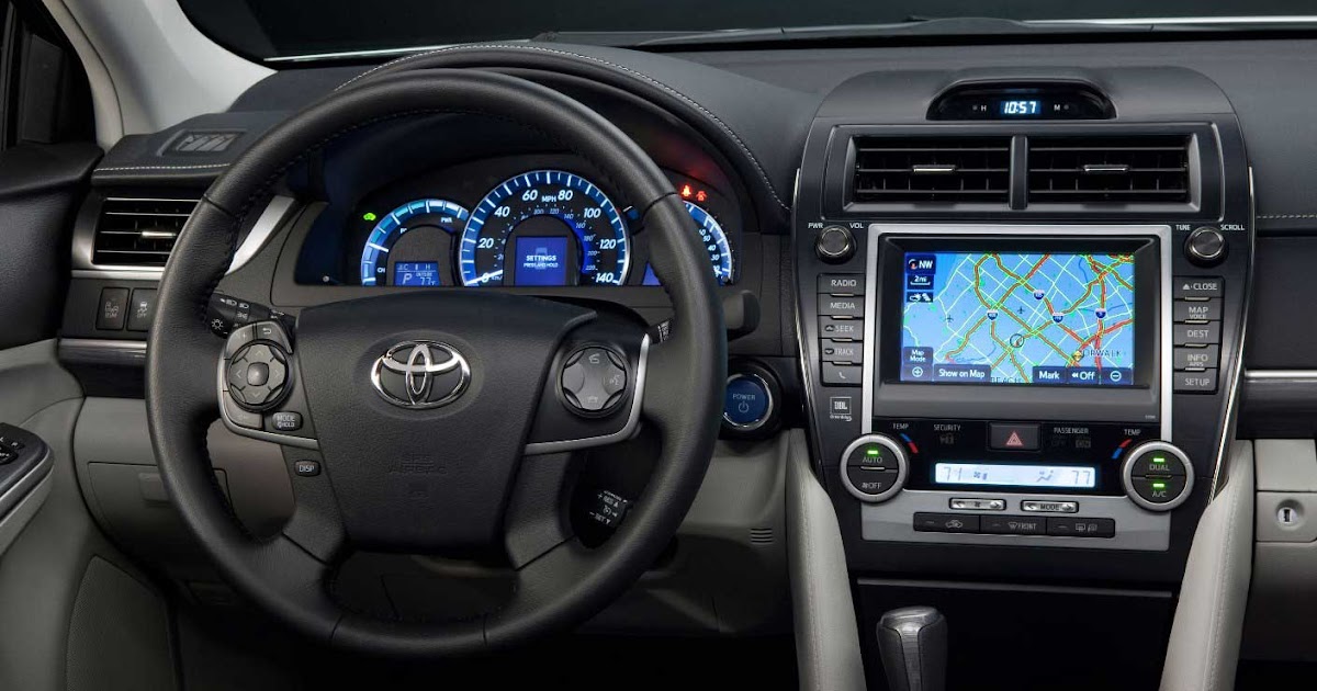 Auto Dealer Daily: 2013 Toyota Camry and Camry Hybrid Gets Interior