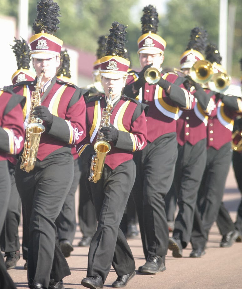 Hutchinson Herald, Menno, South Dakota October 2, 2013 Menno Band Day