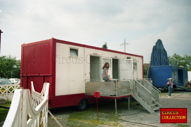 remorque toilettes 