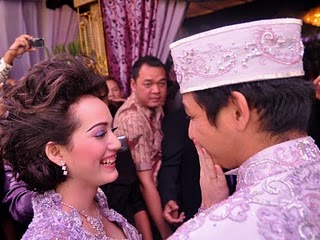 GELABAH: Photo Hari Bahagia Pasha Ungu