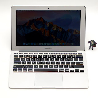 MacBook Air i5 (11.6-inch, Mid-2011) Bekas