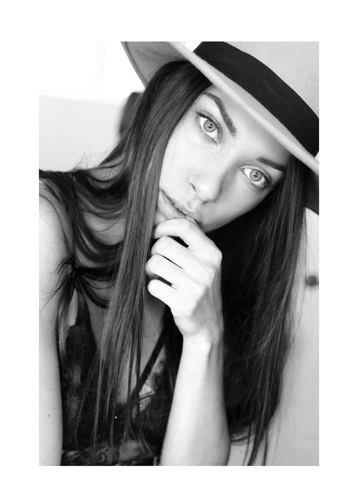 maeva dck, maeva drack, chapeau, blogueuse mode