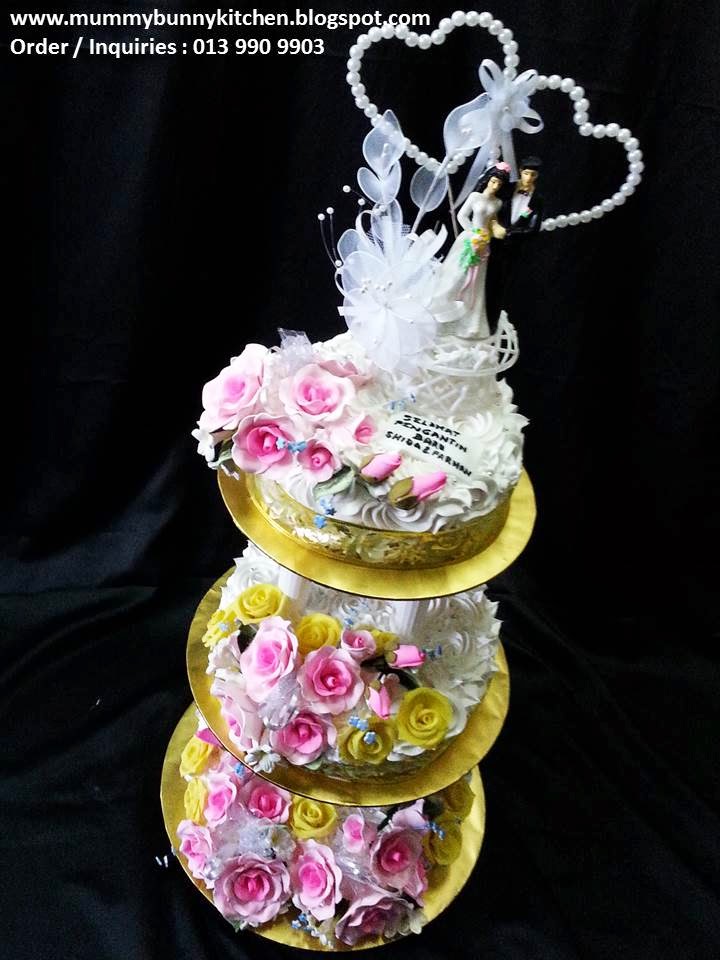 3 Tier Wedding Cakes