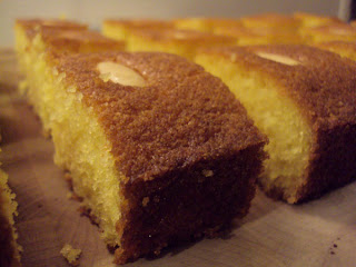 CAKE CU GRIS-ΣΙΜΙΓΔΑΛΟΠΙΤΑ ΑΛΑΔΩΤΗ