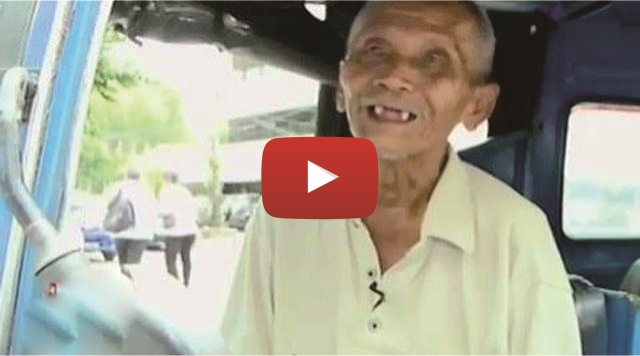 VIDEO: Meski Usianya Sudah 100 Tahun, Kakek Tukang Bajaj Ini Pantang Menyerah Dalam Mencari Rezeki