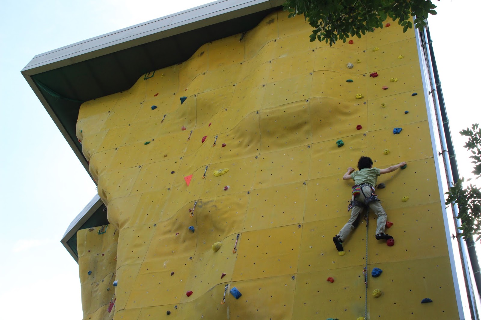 Extreme Sport in South Korea Artificial Rock Climbing Wall in Palgong