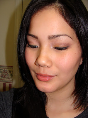 Lights. Camera. Amor.: MAC eye shadows "naked lunch" & "sable".