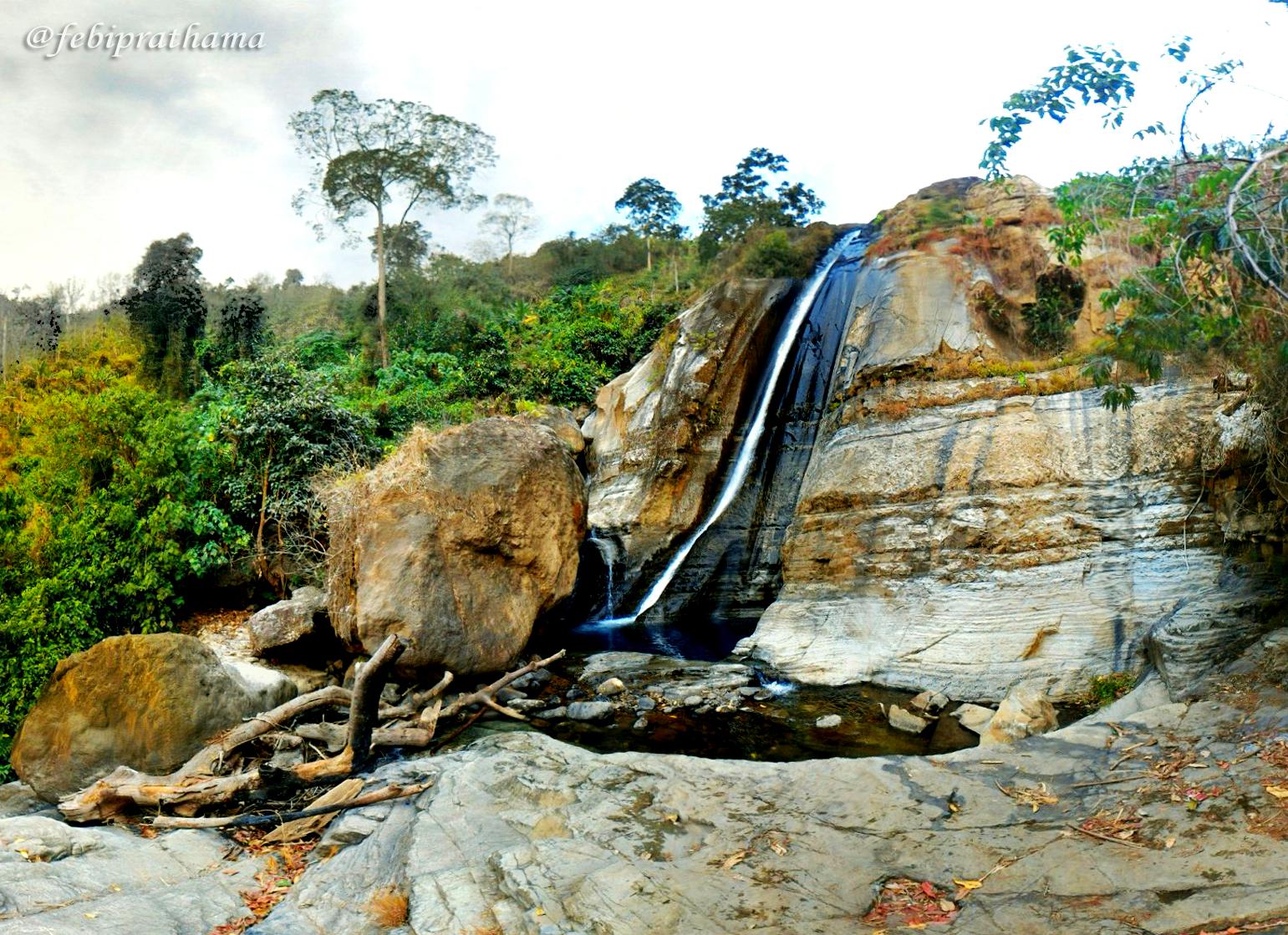 Foto Panorama Air Terjun Coban Tundo Foto Panorama Air Terjun Coban Tundo