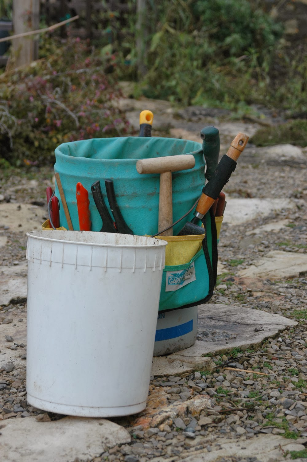 Roche Fleurie Garden Garden Bucket Caddy