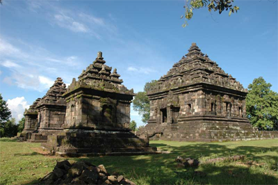 Peninggalan Kerajaan Hindu Budha di Indonesia