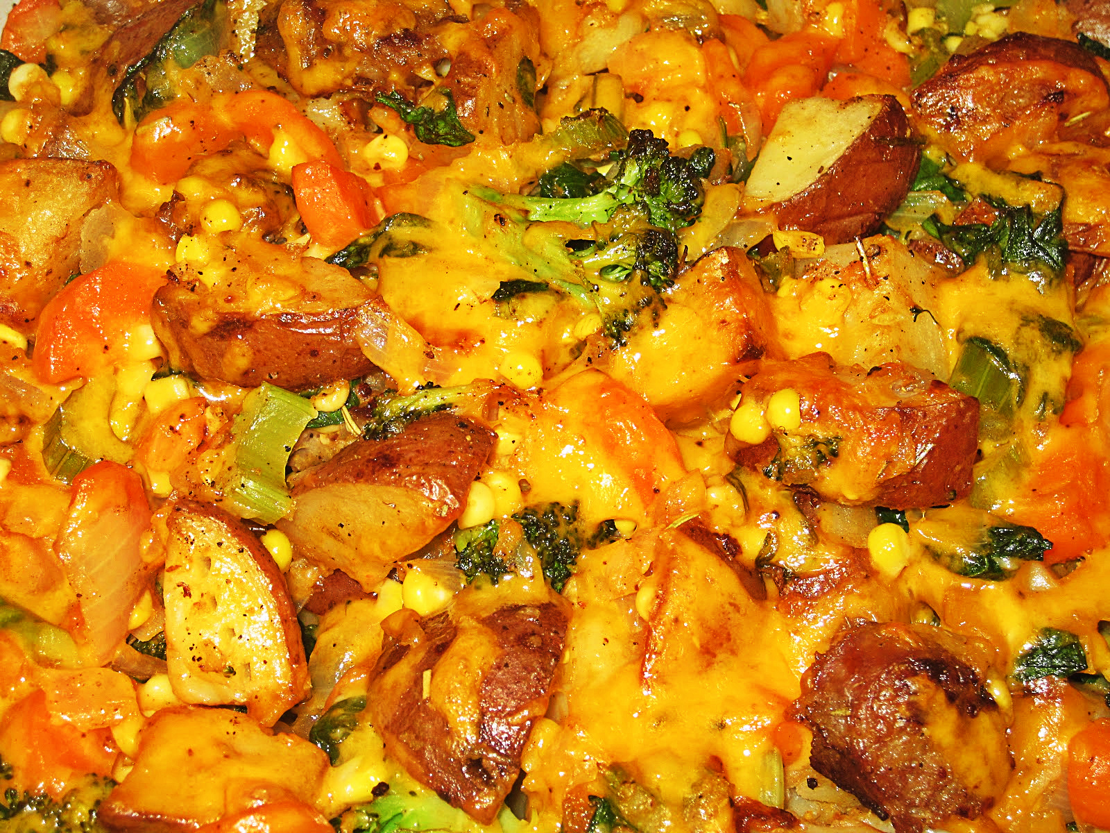 Sinfully Healthy Cheesy Potato, Sausage & Veggie Bake