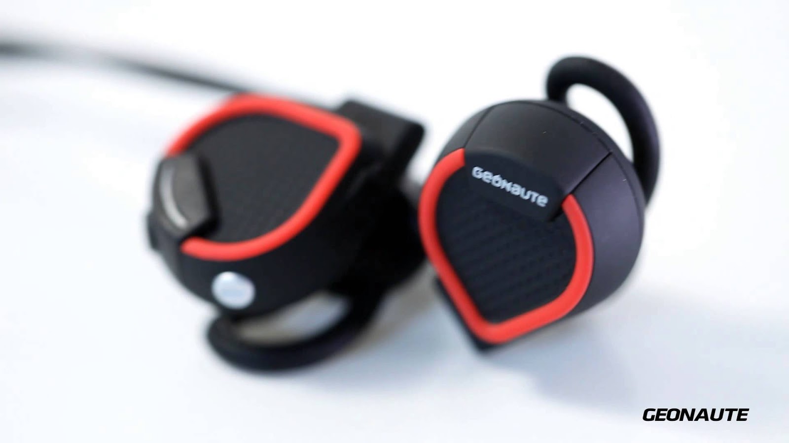 Bruno Poulenard Ecouteurs Sports Sans Fil Onear Bluetooth By Geonaute