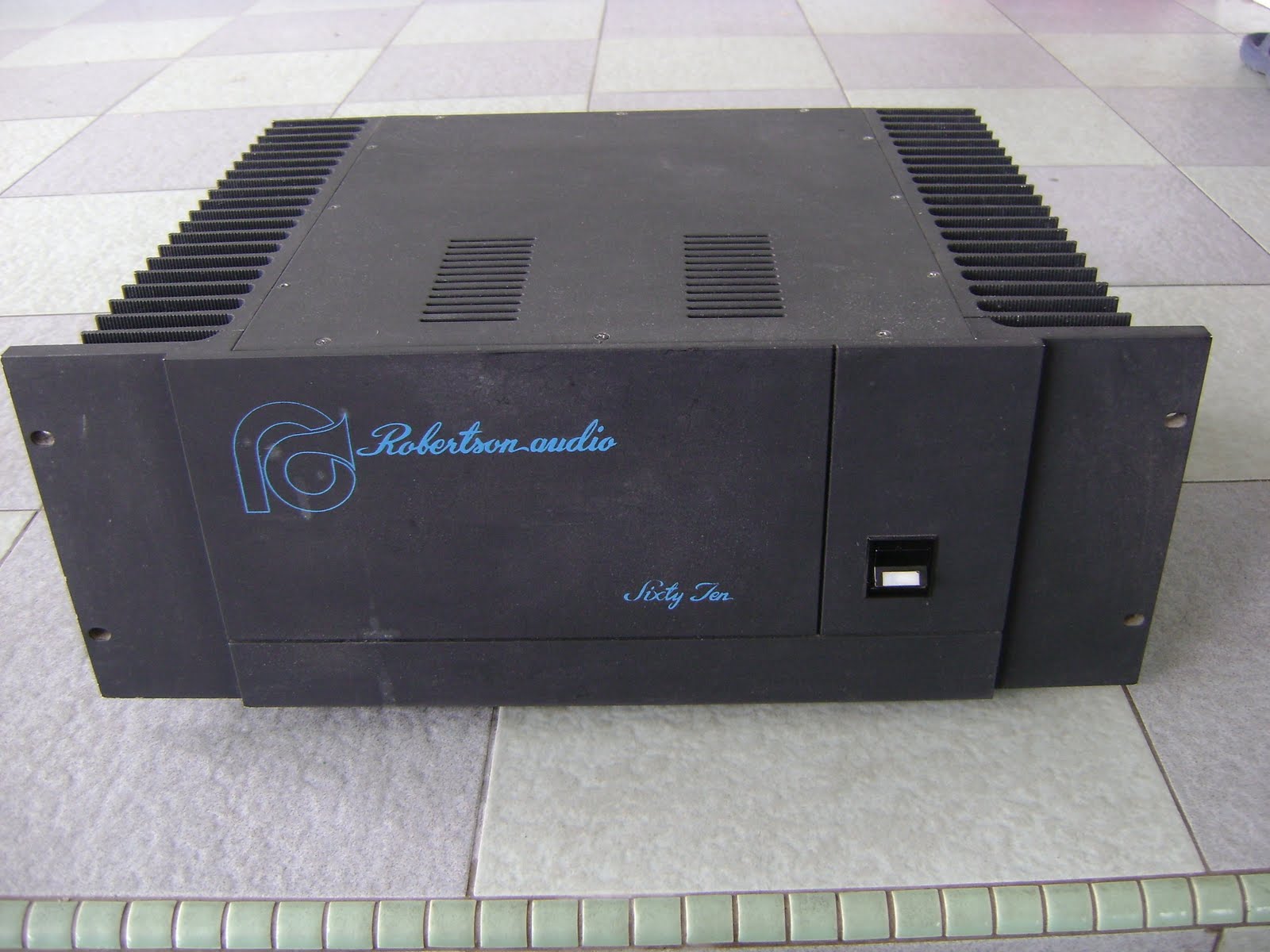 HiFi4Sale (Malaysia) / 马来西亚自由买卖音响器材的好天地: November 2011