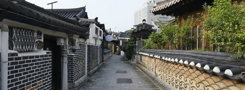 사랑의 온도 (Temperature Of Love) : 전주한옥마을 서로 (Jeonju Hanok Village Seoro) - 네이버 지도 사랑의 온도 (Temperature Of Love) : 전주한옥마을 서로 (Jeonju Hanok Village Seoro) - 네이버 지도