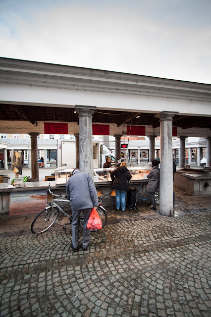 Vismarkt, il mercato del pesce-Bruges