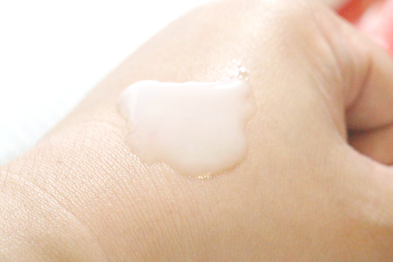 Skinfood Premium Tomato Whitening Emulsion Review Jello Beans