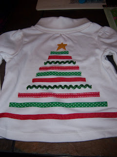 How to make a ribbon christmas tree shirt