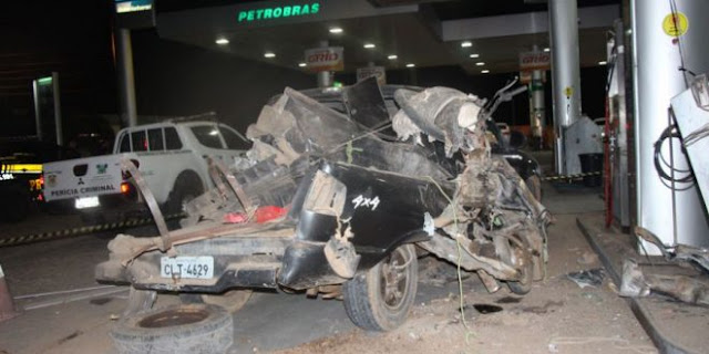 Carro explode quando era abastecido com gás natural em posto de combustíveis em Mossoró