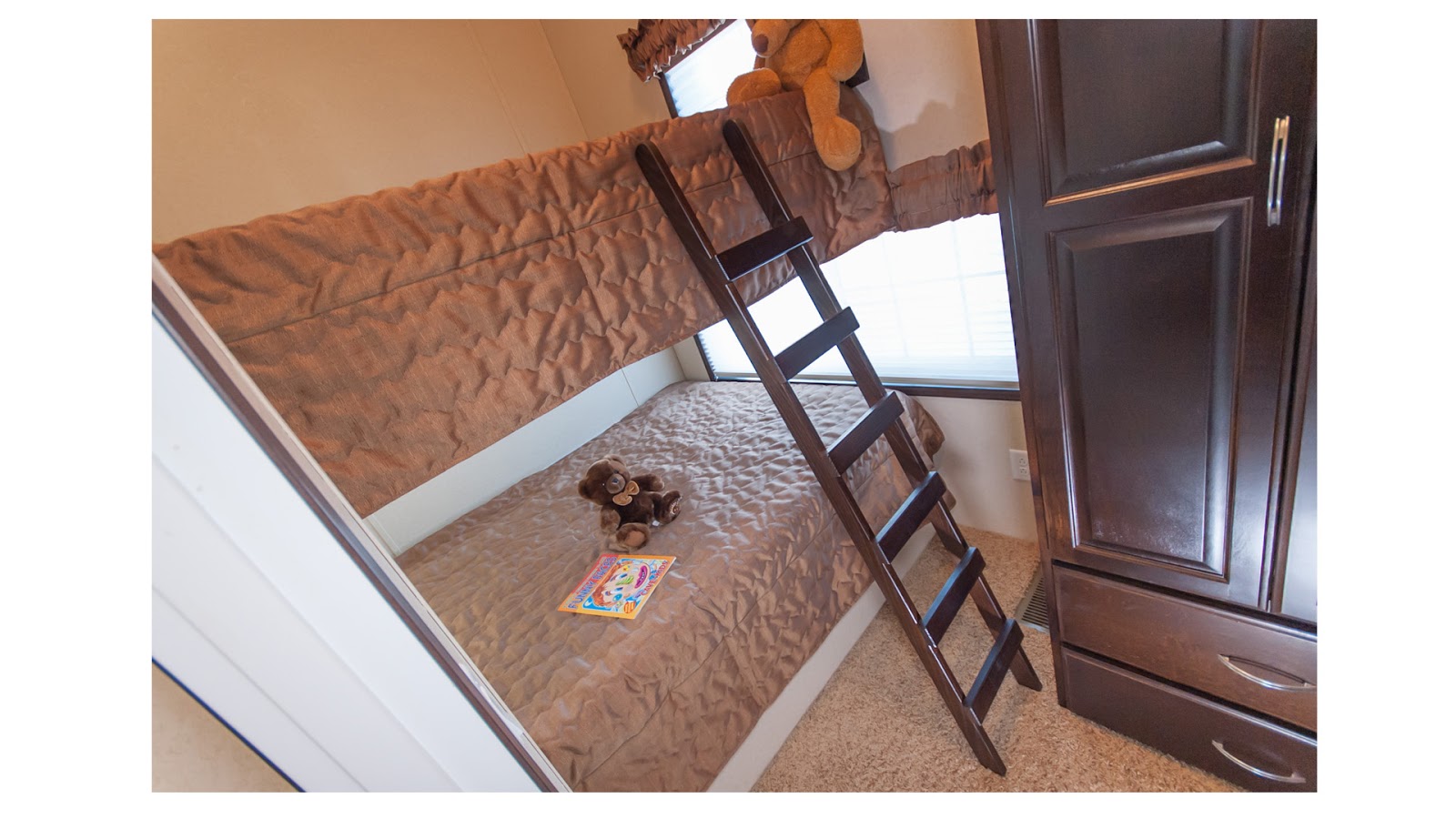 Expert Homes Luxury Recreational Homes Echo Lake Series Park Model