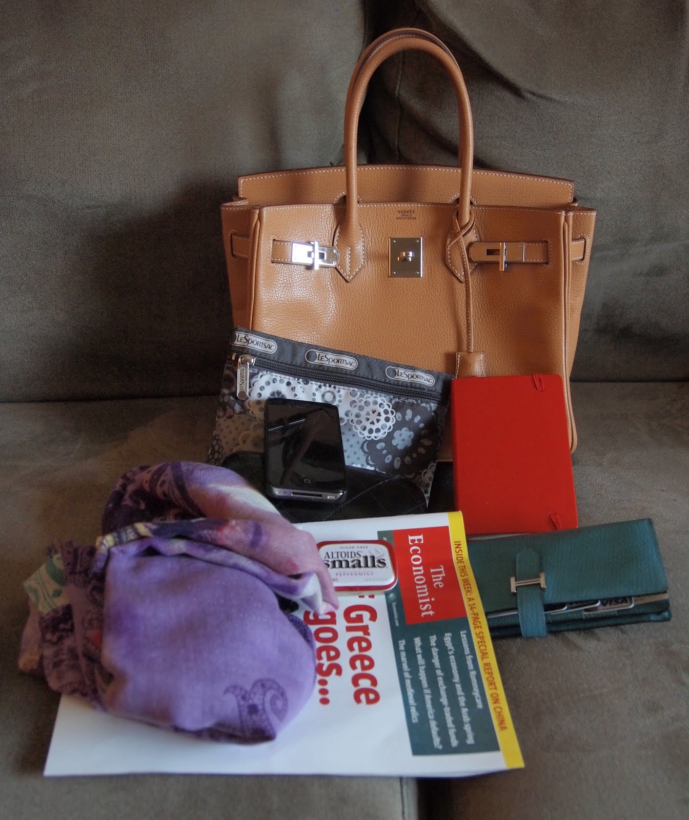 Bag comparison: Hermes Birkin 30cm and 35cm vs. Chanel Jumbo