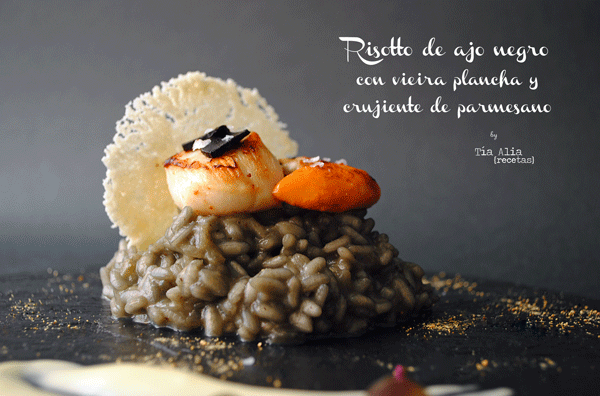 Risotto negro vieira plancha crujiente parmesano