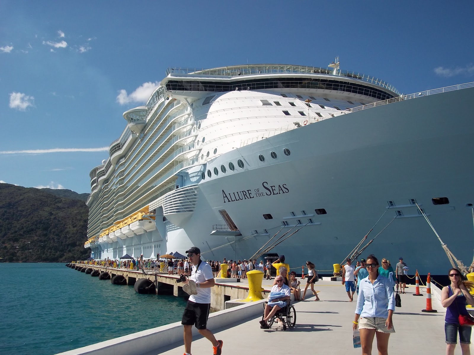 Crazy About Cruises Quick Reviews Allure of the Seas, February 2015
