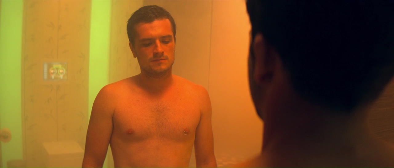 Josh Hutcherson shirtless in Future Man, Season 1, Ep 12.