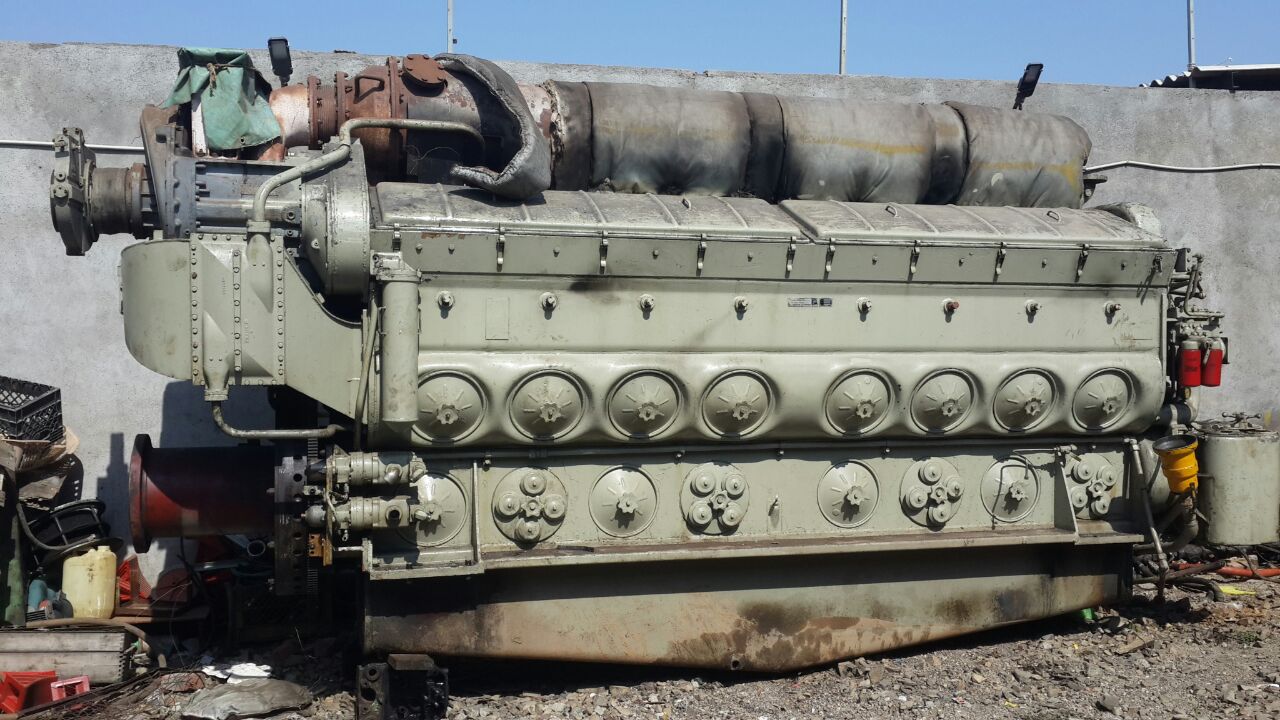 EMD 16645 E9 EMD 16645E8/E9