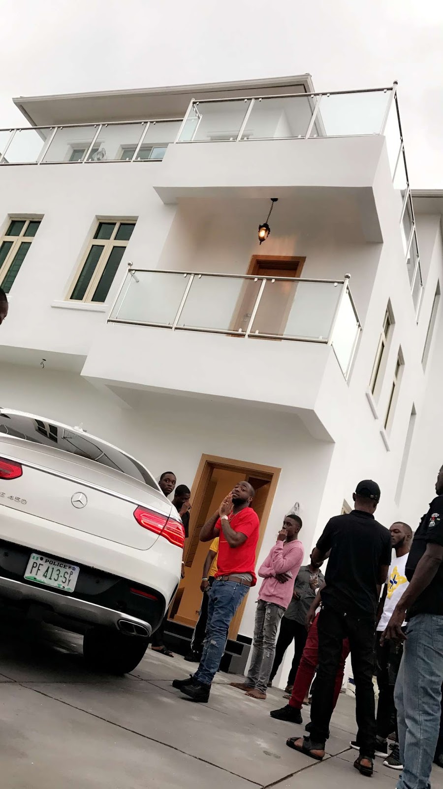 Davido Shows Off His New House, It's Interior (See Photos & Videos