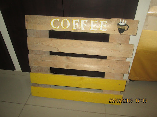 IMG 0117 - מתלה לספלי קפה