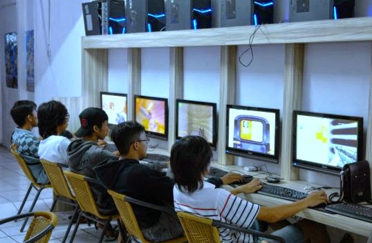 Peluang Bisnis Di Internet Membuka Usaha Warnet Atau Game Online