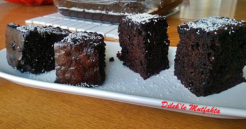 Islak Kek ( Bol Çikolatalı ) Dilek�le Mutfakta