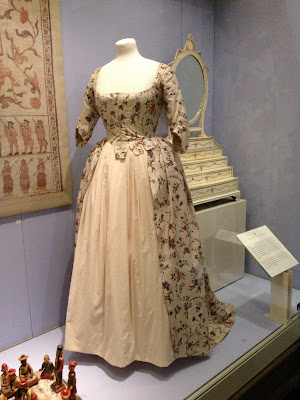 Dressed in Time: Chintz Gowns at the V&A