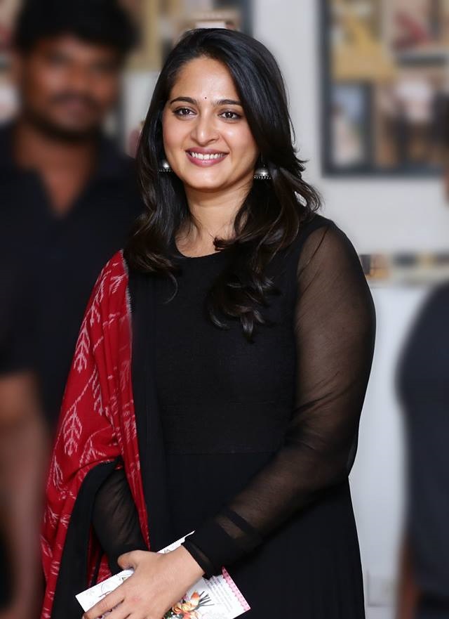 Actress Pragya Jaiswal Sexy New Stills In Little Black Dress
