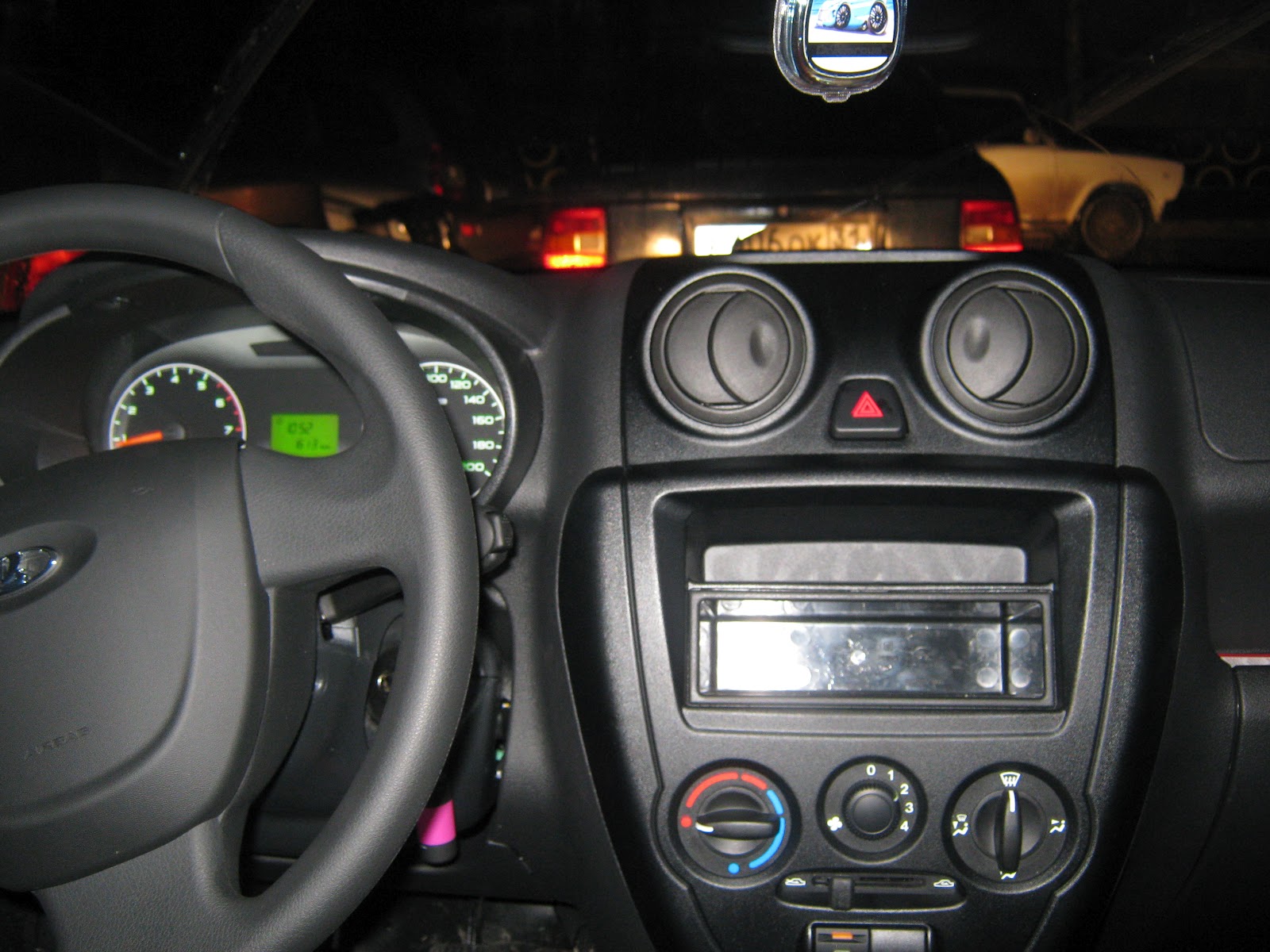 Панель приборов новой Лады Гранты