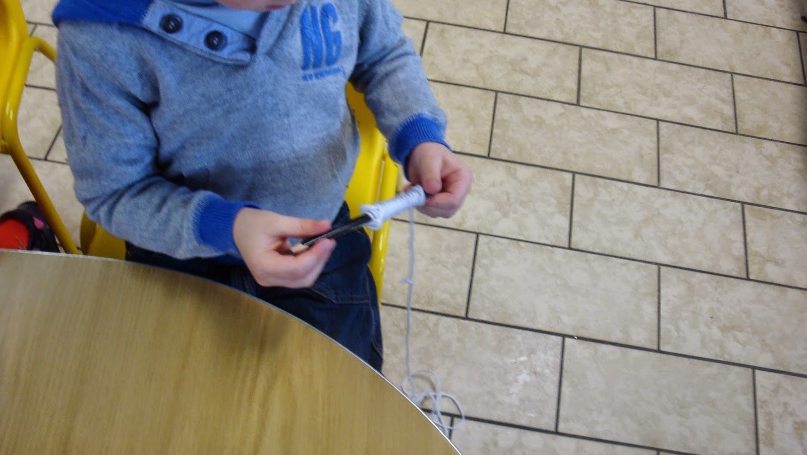 Les P'tits Bouts d'Ablain Enrouler le fil