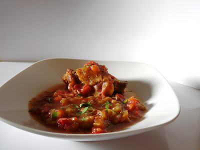 Pui cu ardei si rosii