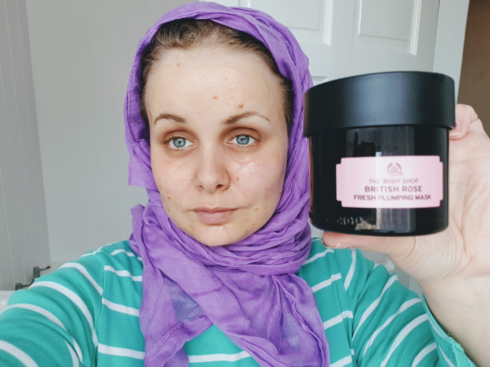 the body shop British rose face mask demo/review 