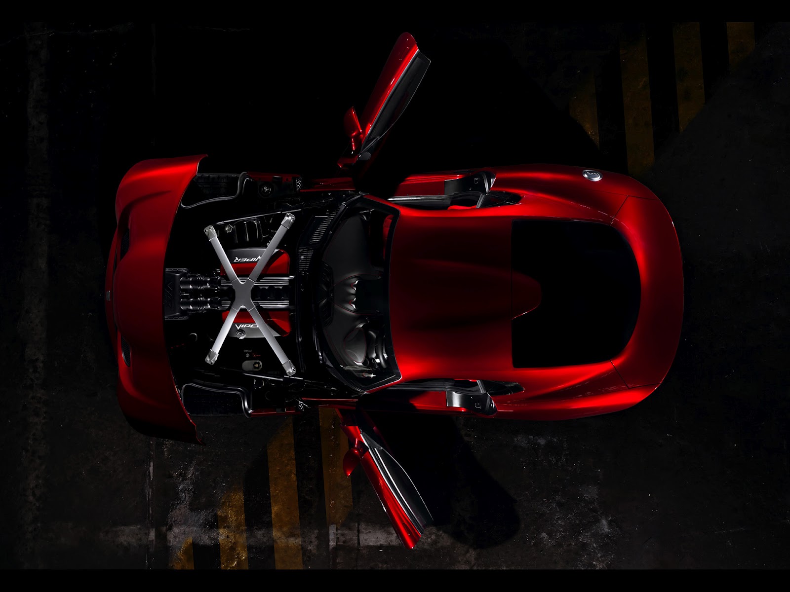 2013 Dodge Srt Viper Awe Inspiring V 10 Powertrain News