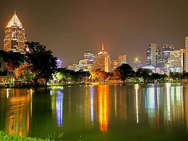 Tailandia: Un viaje nocturno al Bangkok más 'chic' y moderno
