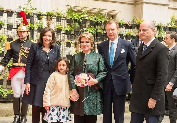 Grand Duke Henri, Grand Duchess Maria Teresa and Princess Alexandra visited Paris City Hall and met with Mayor of Paris Anne Hidalgo