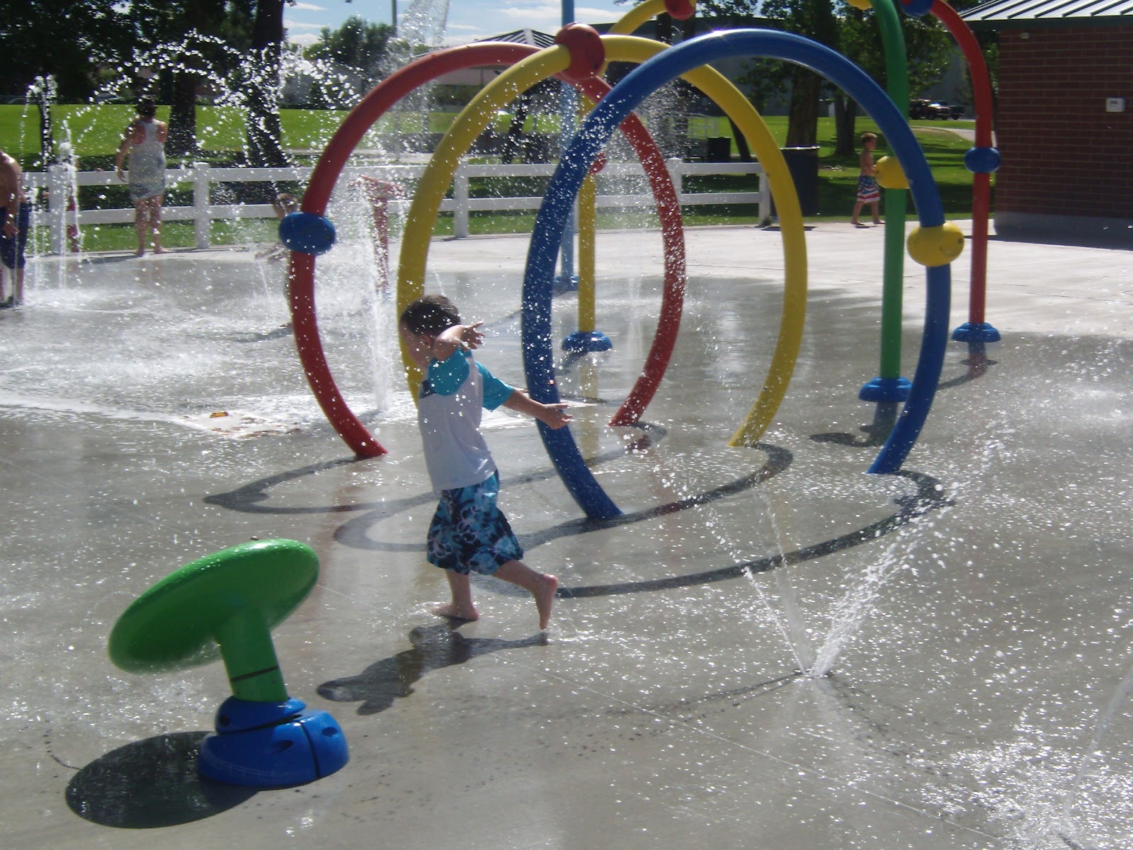 Brandon and Jennifer Riverdale Splash Pad