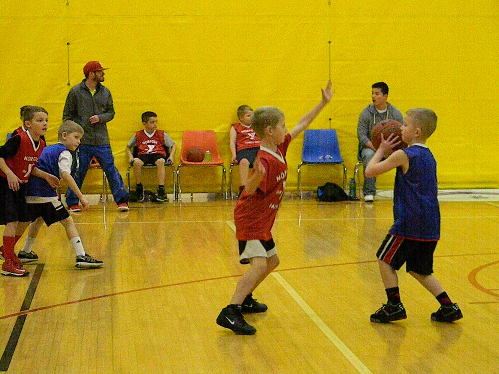 Tutus and ChooChoos 4on4 2nd Grade Basketball